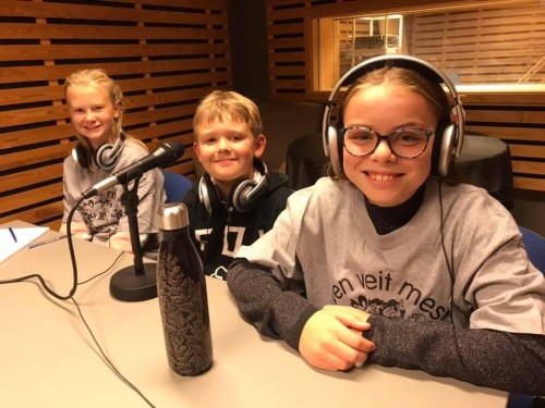 ! Lag Nedre-L 1: Linnea Fuglset, Emil Dalskog Grgard og Ronja Jordet Ropstad