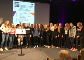 beste-scenepresentasjon,speilbilde,-ail-usk