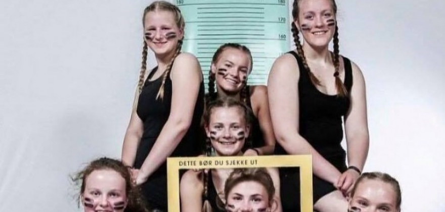 Tre nominerte drømmer fra Hallingdal. Tre nominerte drømmer fra Hallingdal.